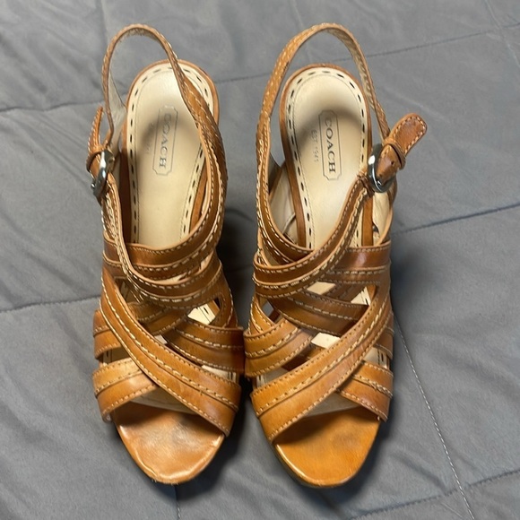 Coach Brynn Leather Tan Sling Back Strappy Heels Size 8 - Picture 3 of 12